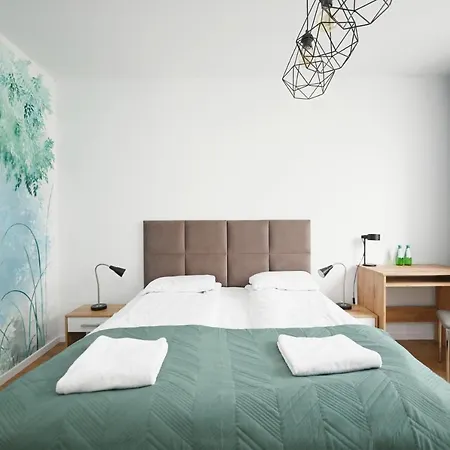 Victus Apartamenty, Rey * סופוט